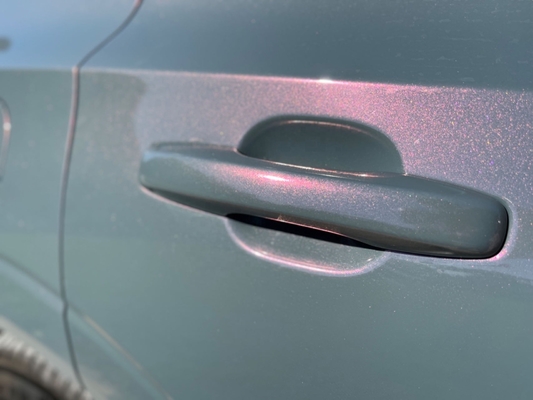 Mingtu Film d'emballage de voiture à couleur durable pour position du corps à l'épreuve des UV Emballage de véhicule vinyle